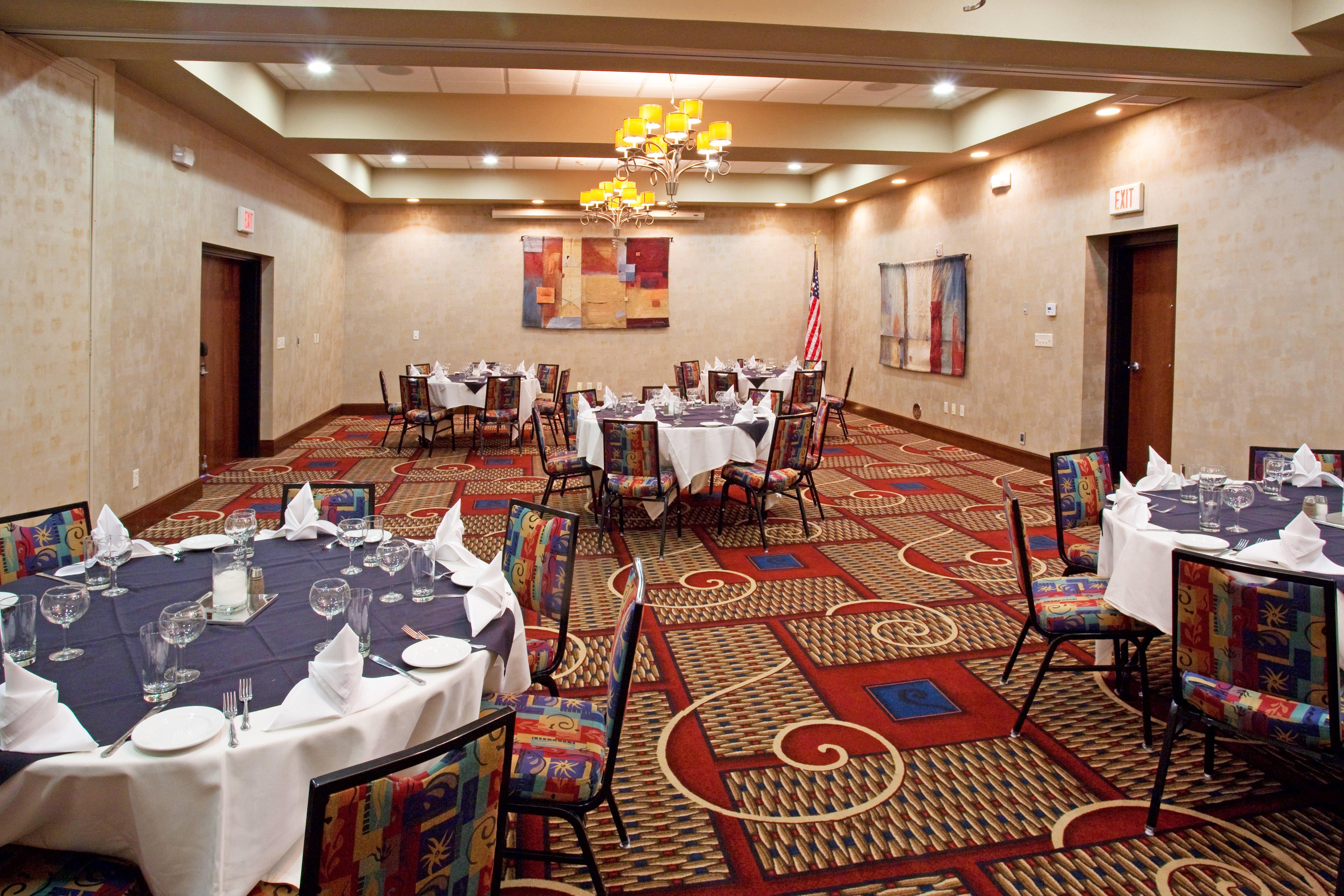 Holiday Inn & Suites Salt Lake City - Airport West By Ihg Экстерьер фото